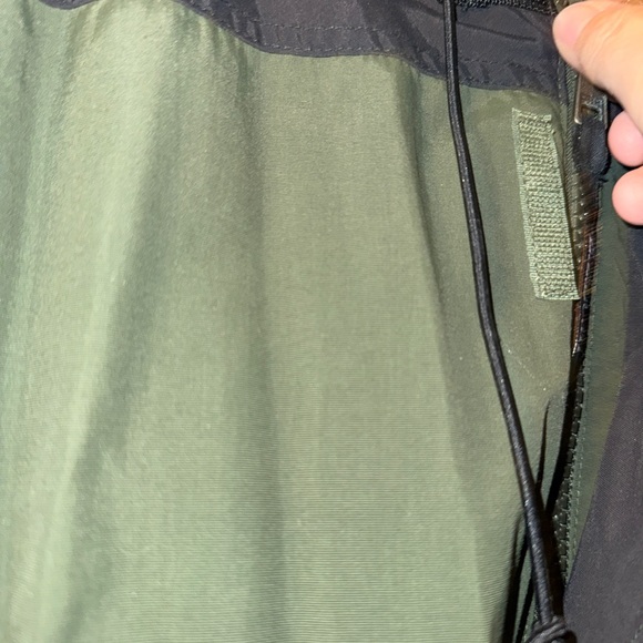 L.L. Bean Men's Tall Large Olive and Black Parka style Jacket - Picture 4 of 7